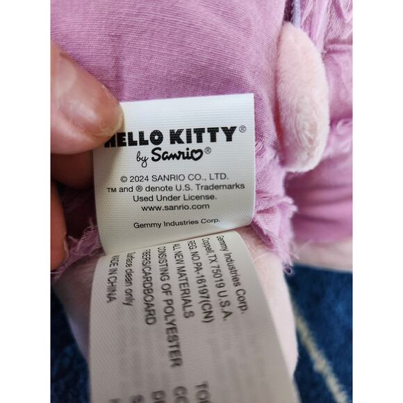 New Without Tags Mummy Hello Kitty Dancing Plushie - Picture 3 of 5